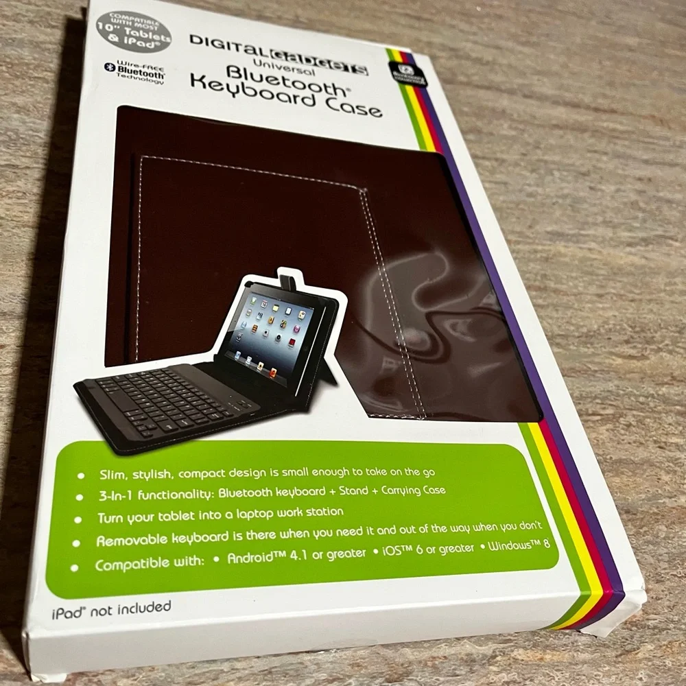 NIB Digital Gadgets Universal Bluetooth wire free keyboard case